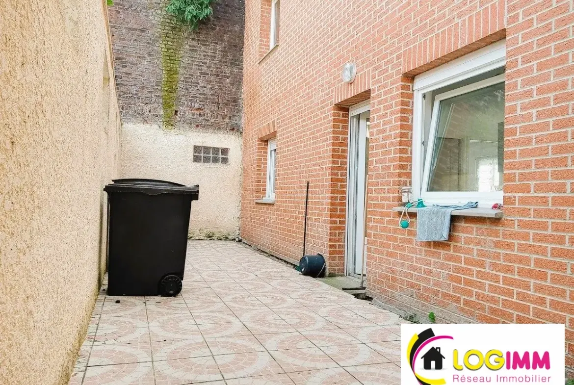 Immeuble de rapport à Denain avec forte rentabilité et locataires en place 