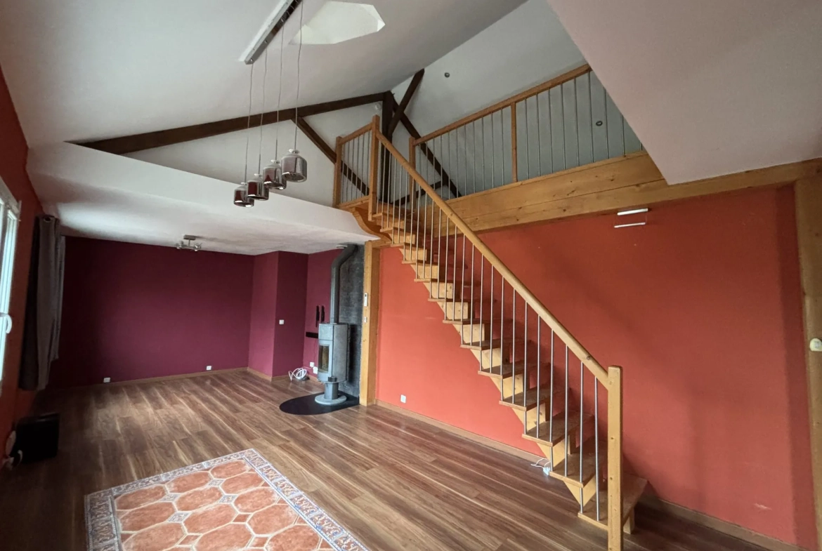 Maison à vendre à La Chaussée Saint Victor - 105 m² avec jardin et garage 