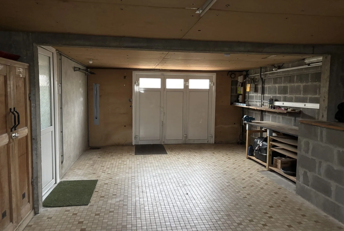 Maison à vendre à La Chaussée Saint Victor - 105 m² avec jardin et garage 