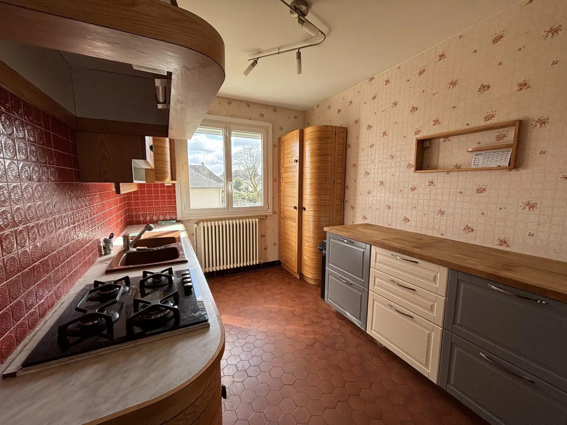 Maison à vendre à La Chaussée Saint Victor - 105 m² avec jardin et garage 