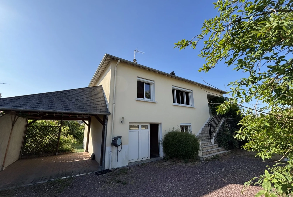 Maison à vendre à La Chaussée Saint Victor - 105 m² avec jardin et garage 