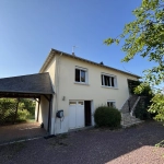 Maison à vendre à La Chaussée Saint Victor - 105 m² avec jardin et garage