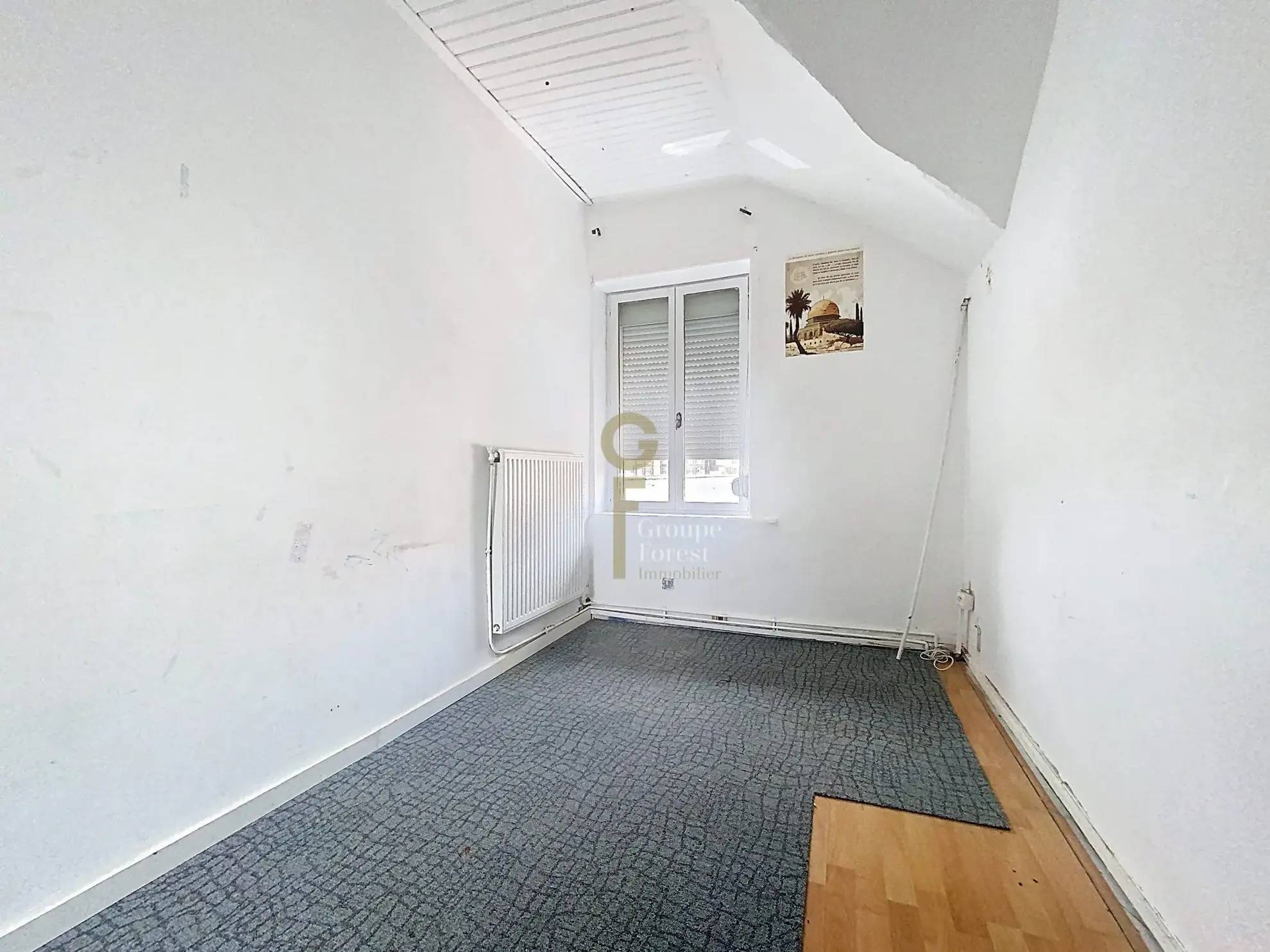 Maison à vendre à Tourcoing - 115 m², idéal rénovation, proximité commodités 