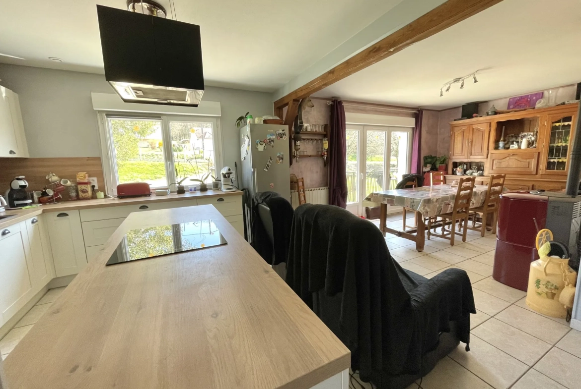 Maison rénovée avec vue imprenable sur la nature à Brosses - 62 m² 