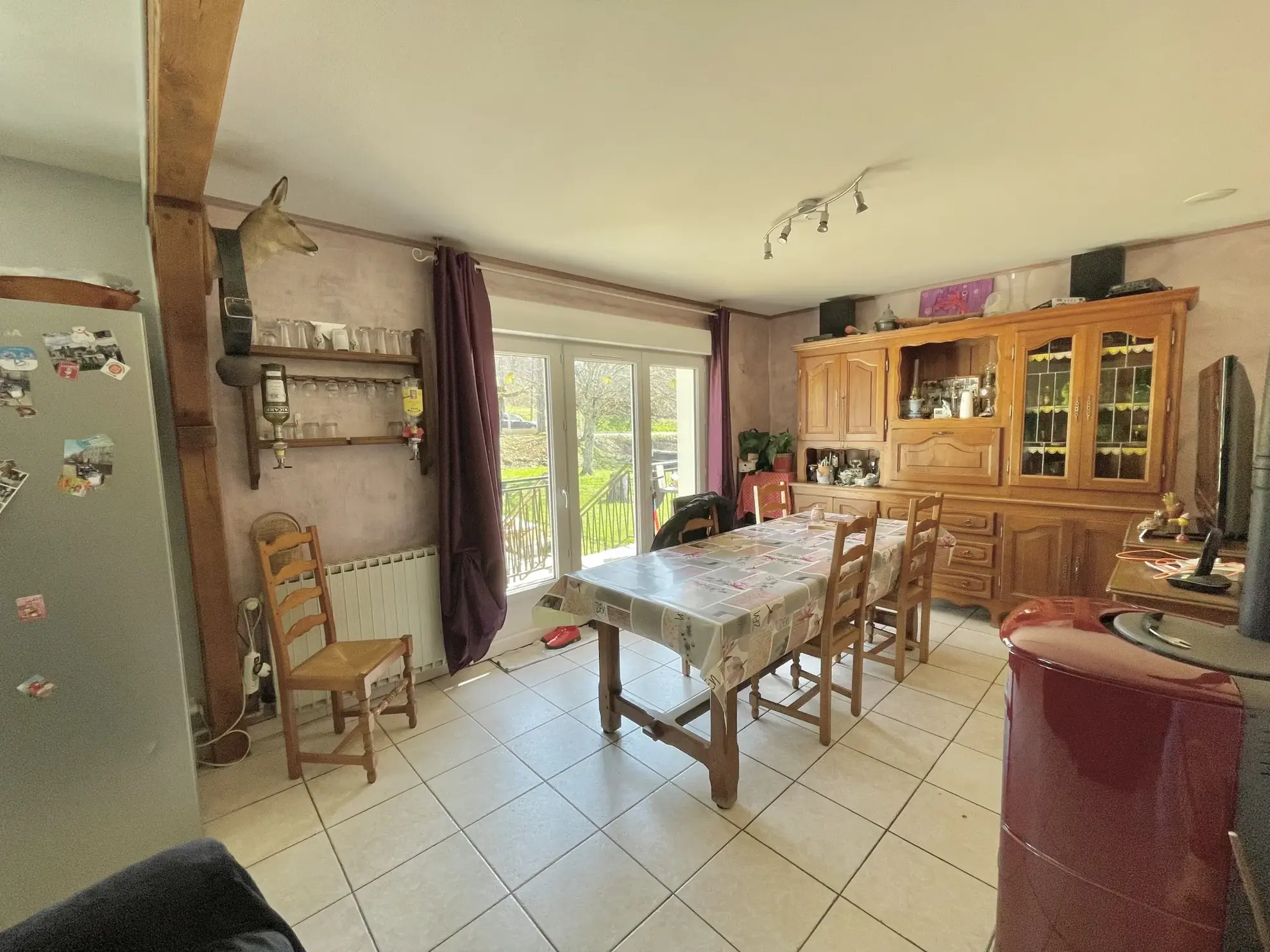 Maison rénovée avec vue imprenable sur la nature à Brosses - 62 m² 