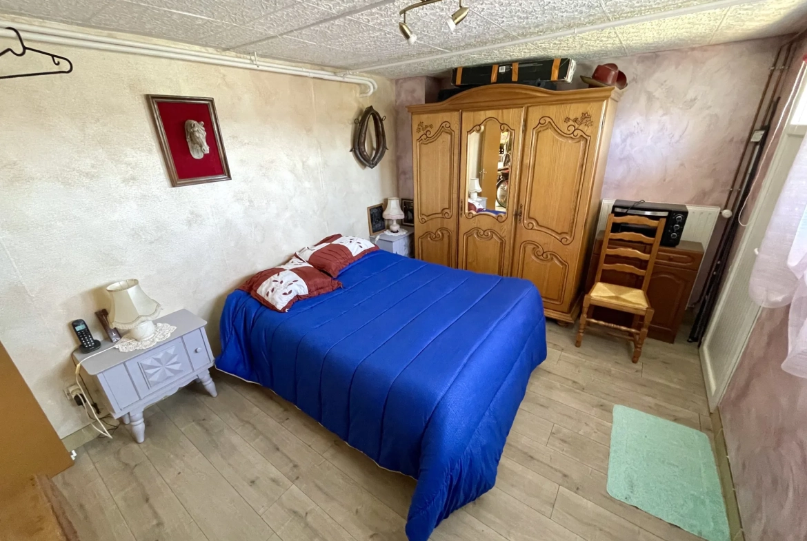 Maison rénovée avec vue imprenable sur la nature à Brosses - 62 m² 