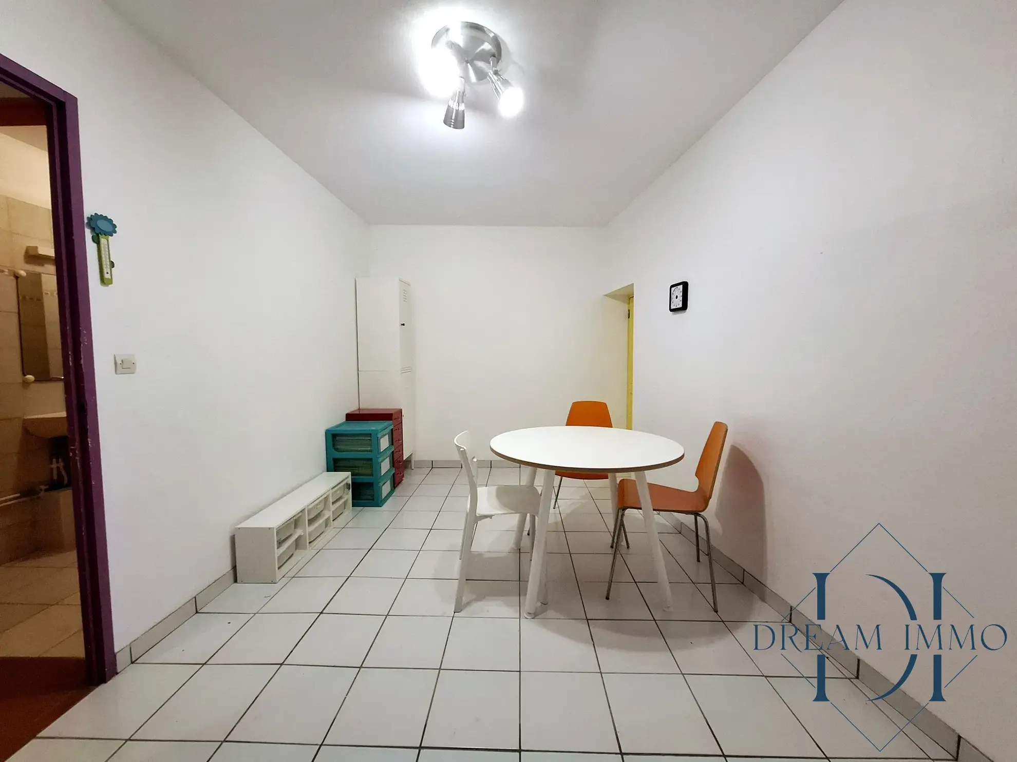 Appartement T2 à Poussan avec fort potentiel de rénovation - 34,57 m² 