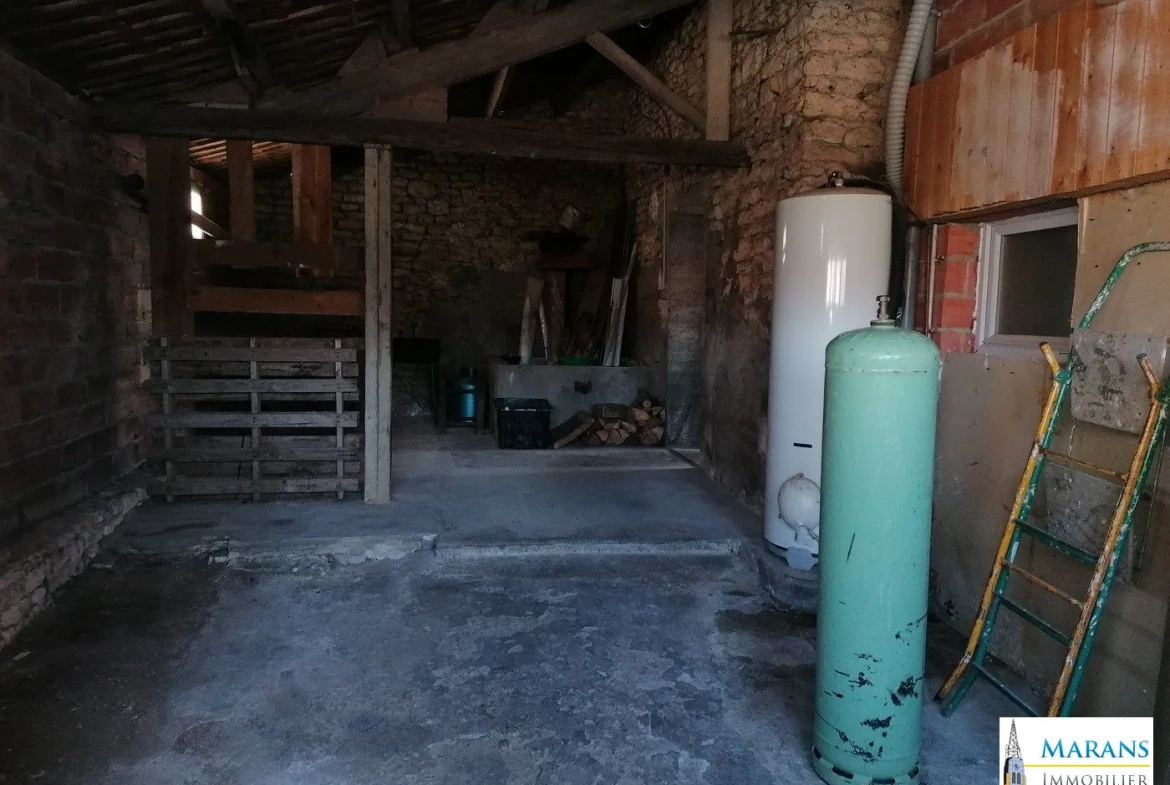 Maison en pierre avec 5 chambres proche La Rochelle - Vendée 