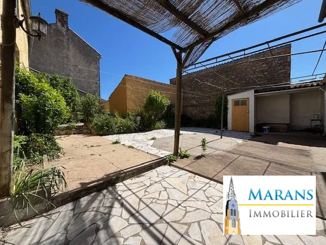 Maison en pierre avec 5 chambres proche La Rochelle - Vendée 