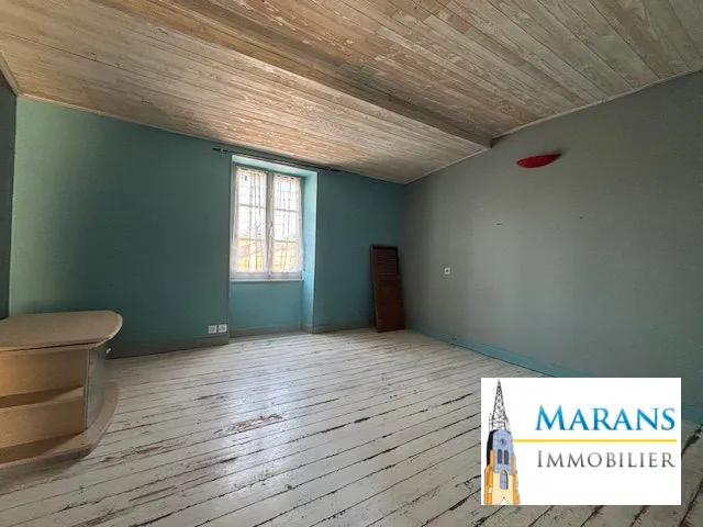 Maison en pierre avec 5 chambres proche La Rochelle - Vendée 