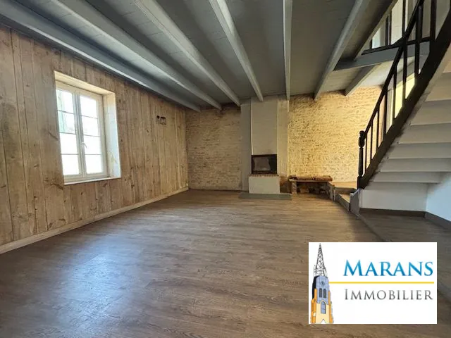 Maison en pierre avec 5 chambres proche La Rochelle - Vendée 