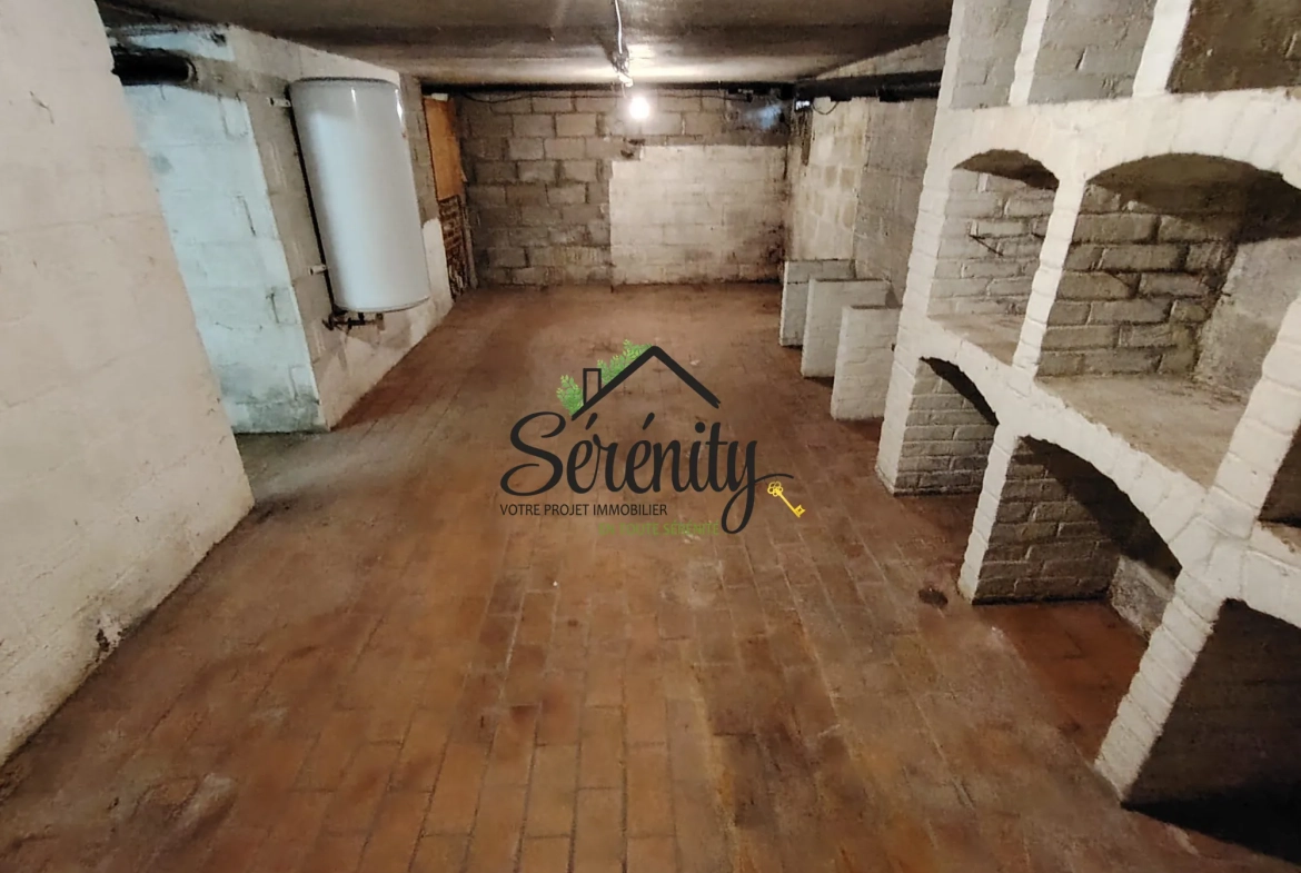 Maison à vendre à Cambrai – 160m², 3 caves, garage, secteur Martin Martine 
