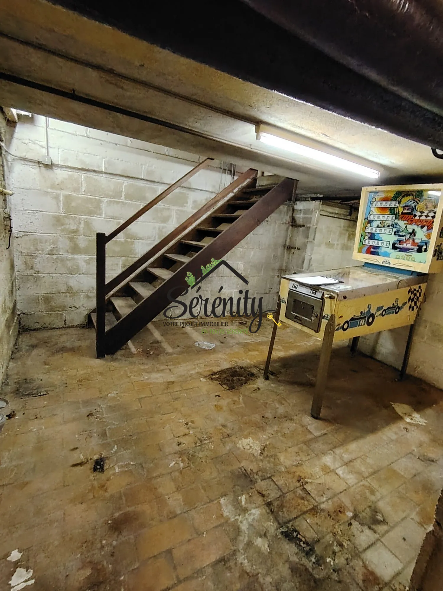Maison à vendre à Cambrai – 160m², 3 caves, garage, secteur Martin Martine 