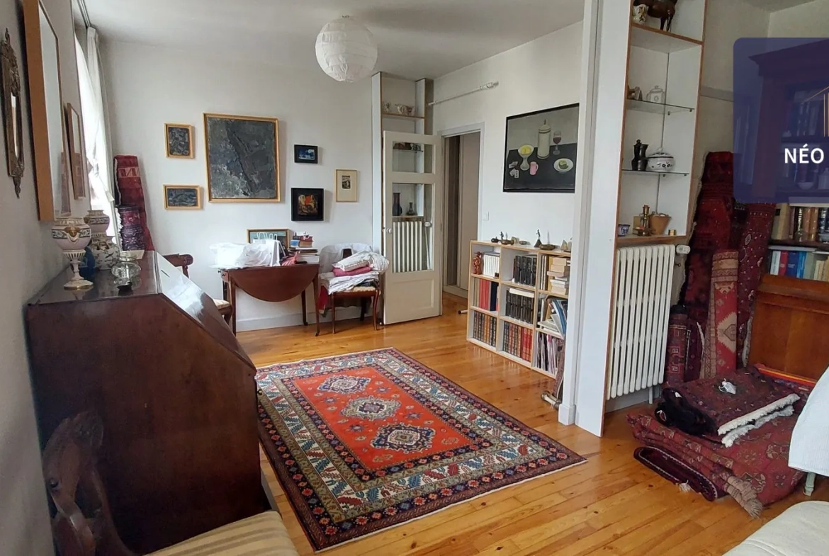 Appartement lumineux de 81 m² avec balcon et cave à Chamalières 