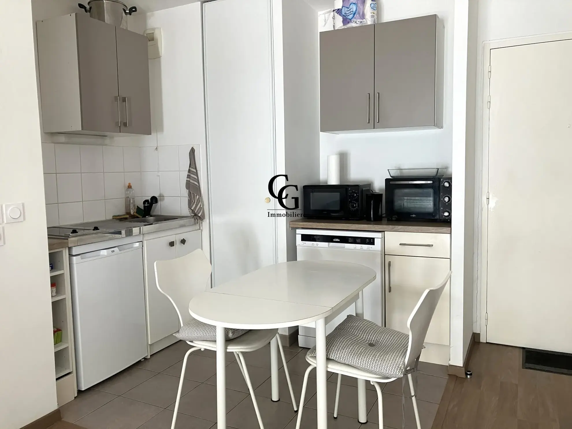 Appartement T2 avec terrasse à Saint-Sébastien-sur-Loire, idéal investisseur 