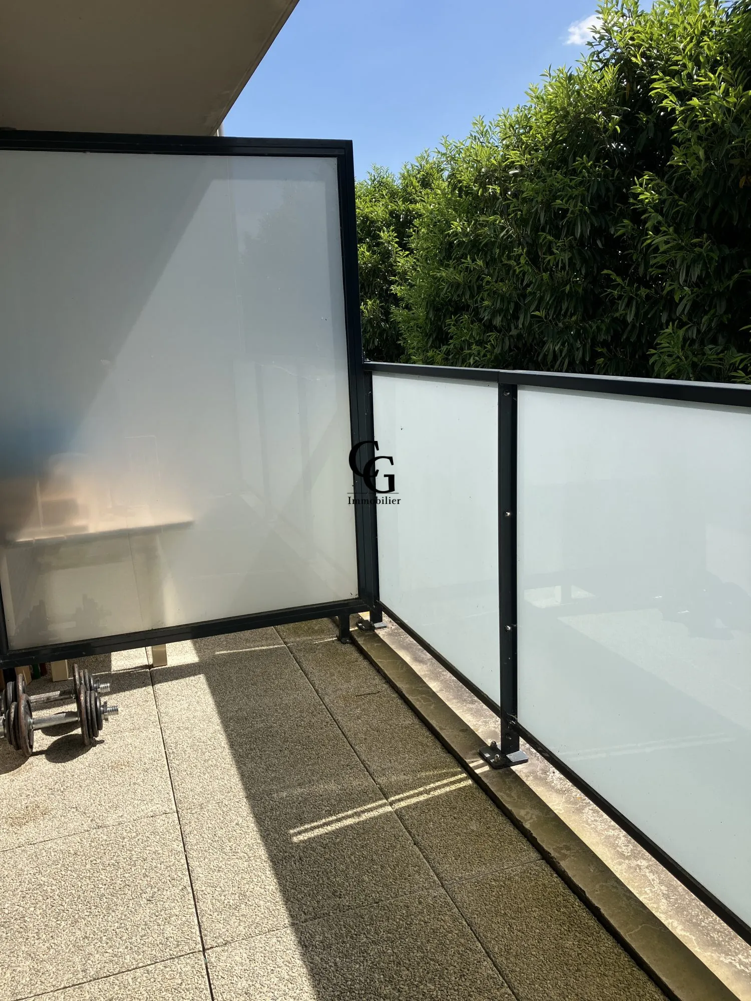 Appartement T2 avec terrasse à Saint-Sébastien-sur-Loire, idéal investisseur 