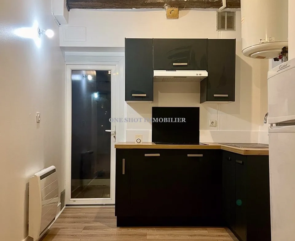 Bel appartement 3 pièces lumineux à Orléans Sud avec véranda et charme ancien 