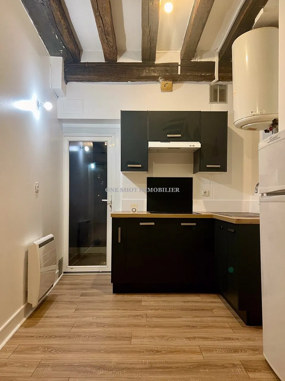 Bel appartement 3 pièces lumineux à Orléans Sud avec véranda et charme ancien 