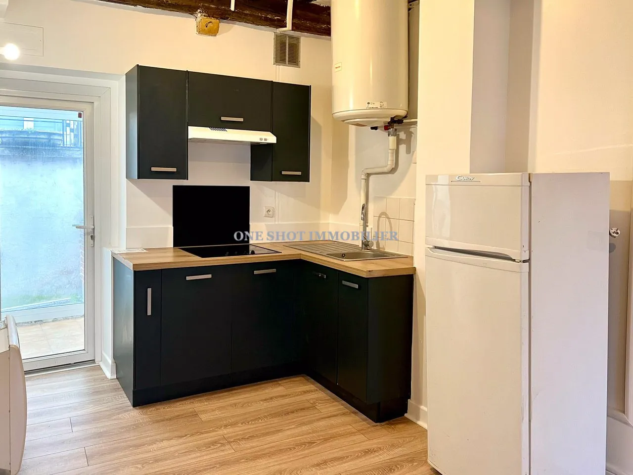Bel appartement 3 pièces lumineux à Orléans Sud avec véranda et charme ancien 