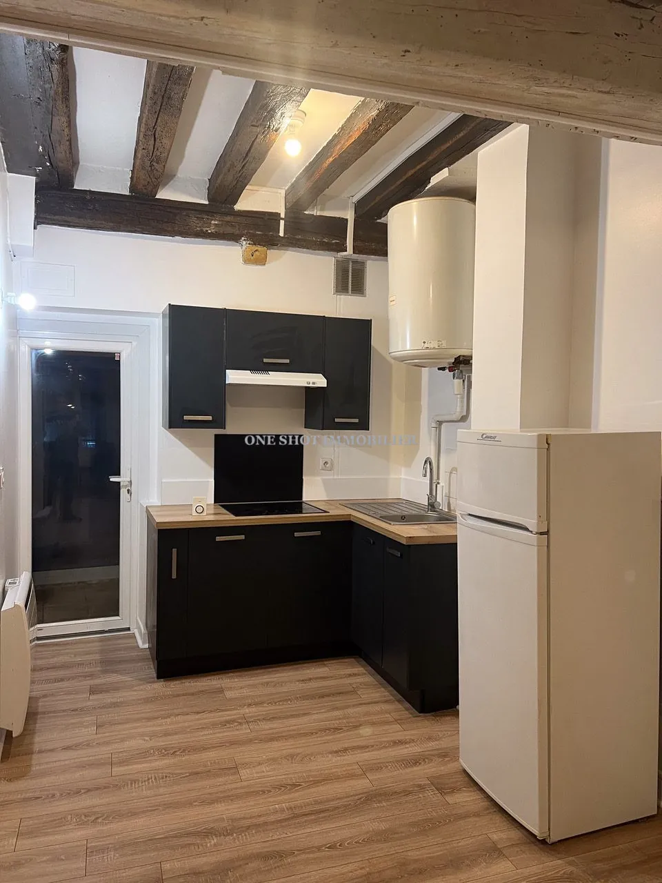 Bel appartement 3 pièces lumineux à Orléans Sud avec véranda et charme ancien 