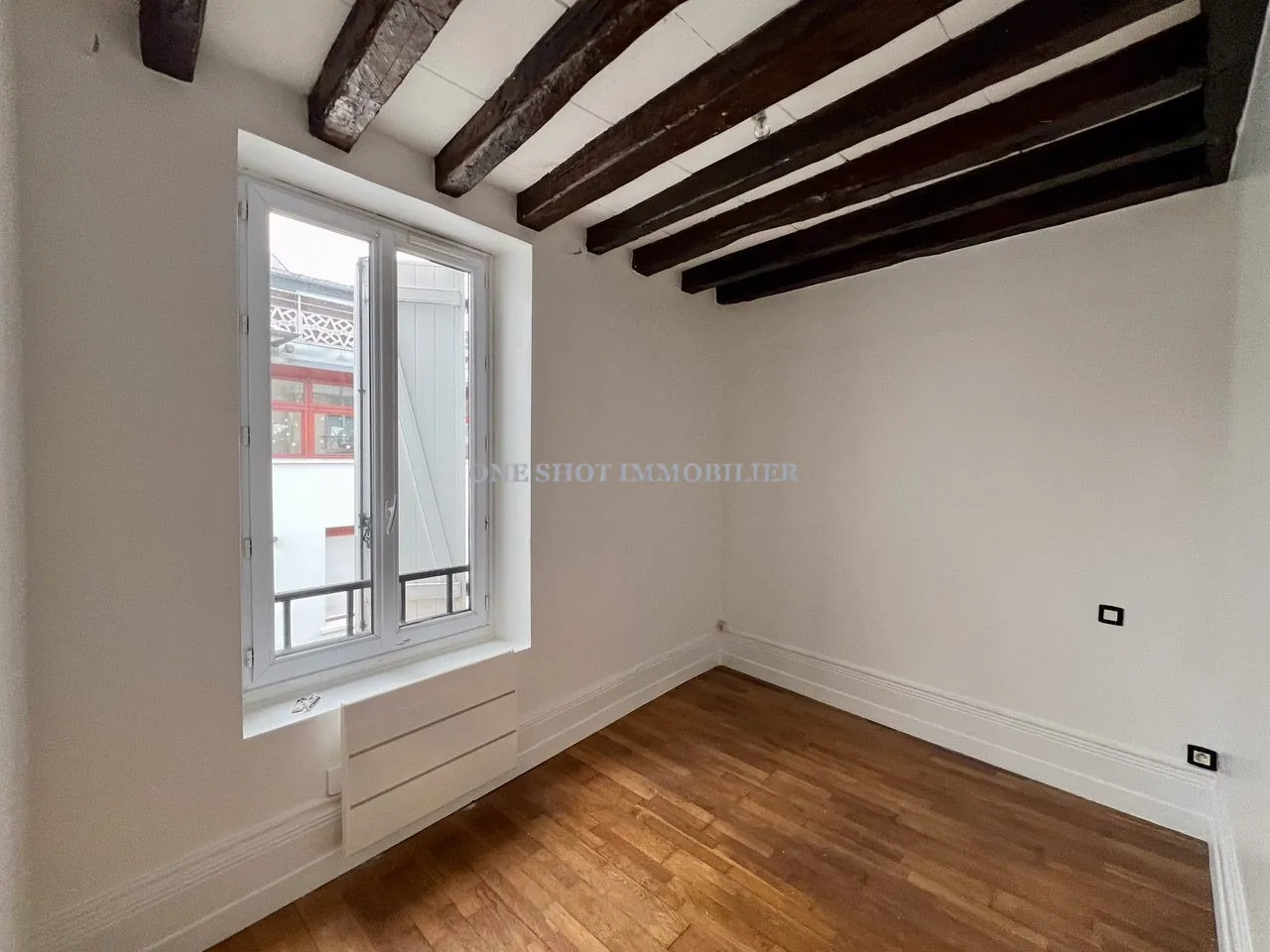 Bel appartement 3 pièces lumineux à Orléans Sud avec véranda et charme ancien 