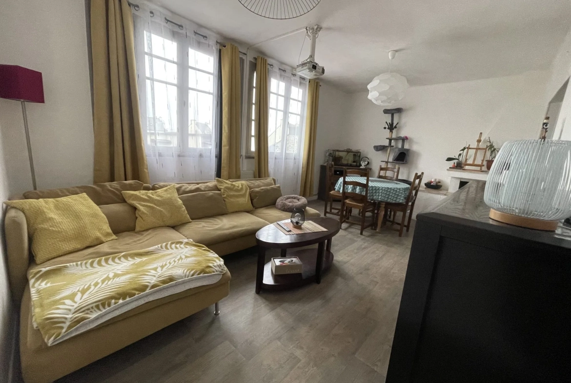 Superbe ensemble immobilier à Trégueux avec potentiel de rénovation 