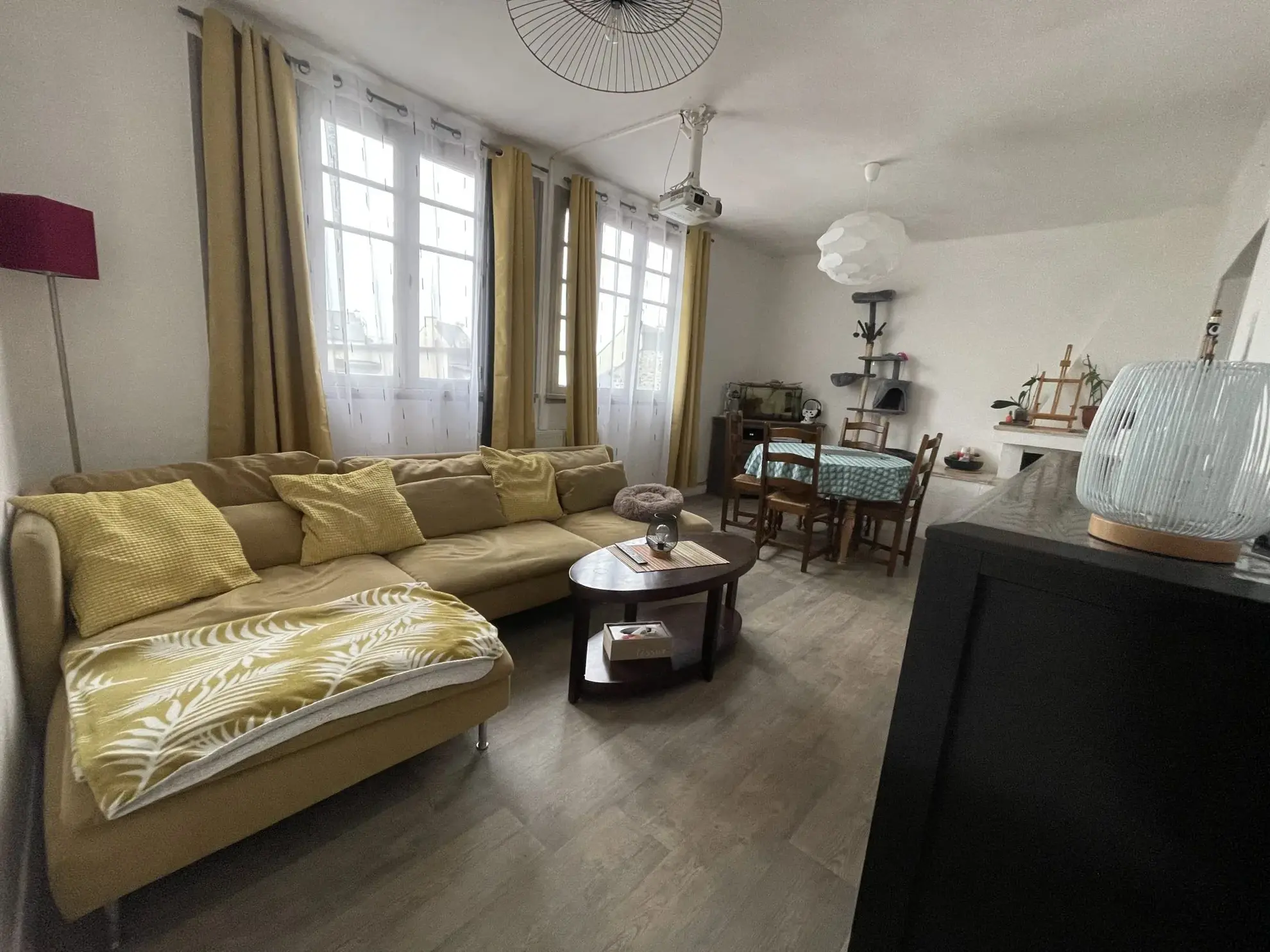 Superbe ensemble immobilier à Trégueux avec potentiel de rénovation 