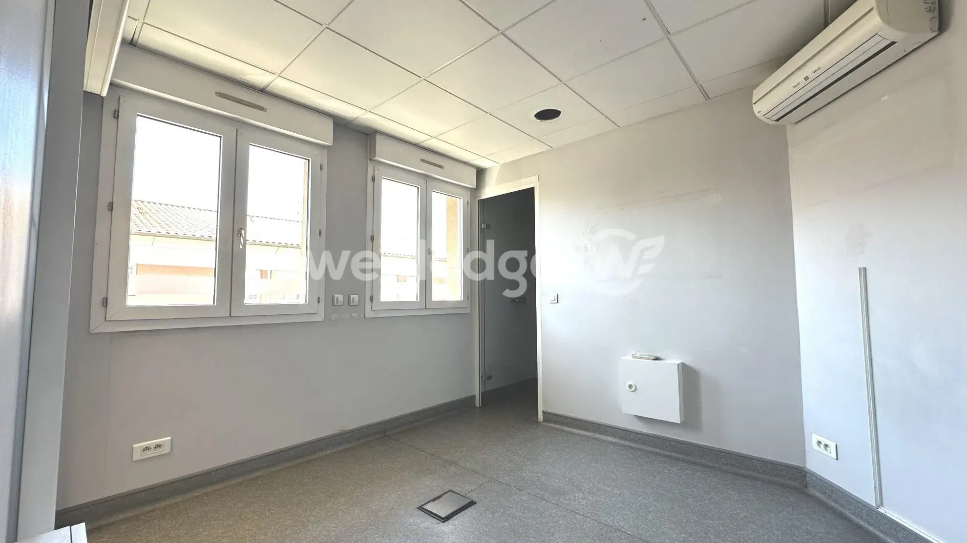 Bureau à vendre à Fargues - Opportunité à Le Pontet, rénovation possible 