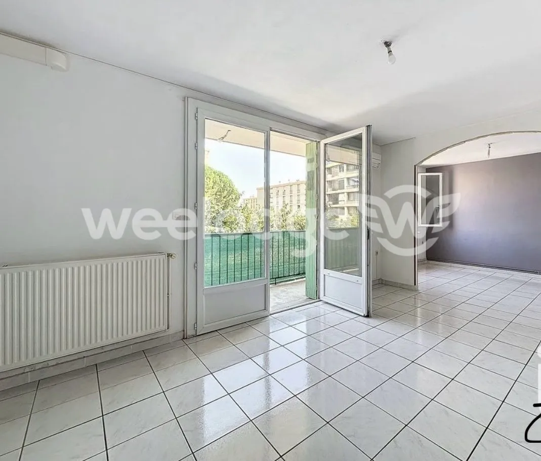 Bureau à vendre à Fargues - Opportunité à Le Pontet, rénovation possible 