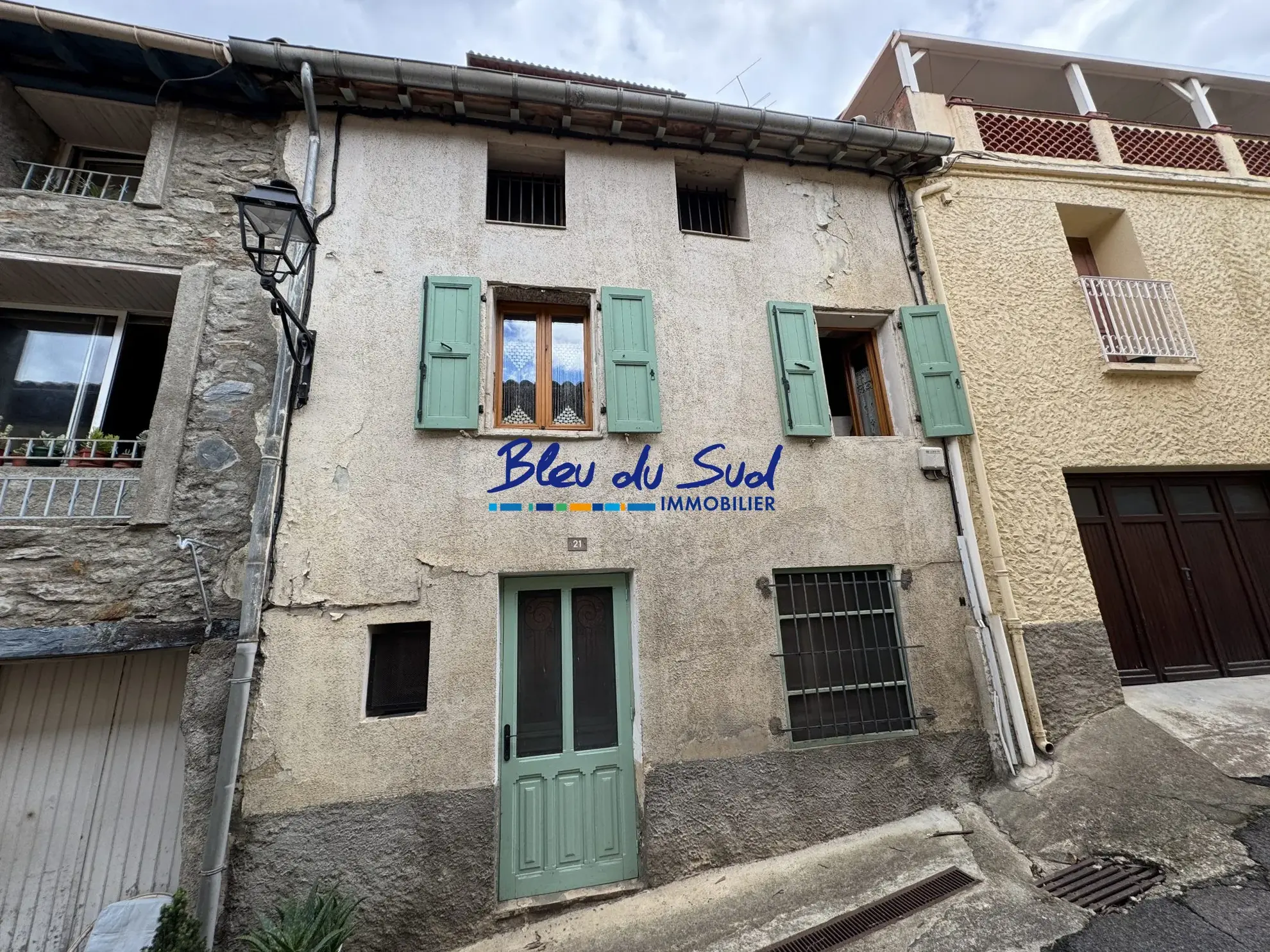 Maison de village à Serdinya avec potentiel de rénovation 