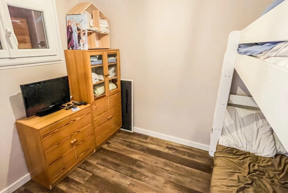 SuperDévoluy - Charmant T2 face aux pistes, 28 m² rénové avec balcon 