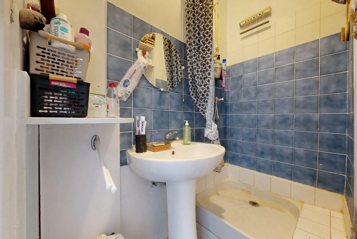 Appartement T3 de 55 m² avec potentiel de rentabilité à Lyon 