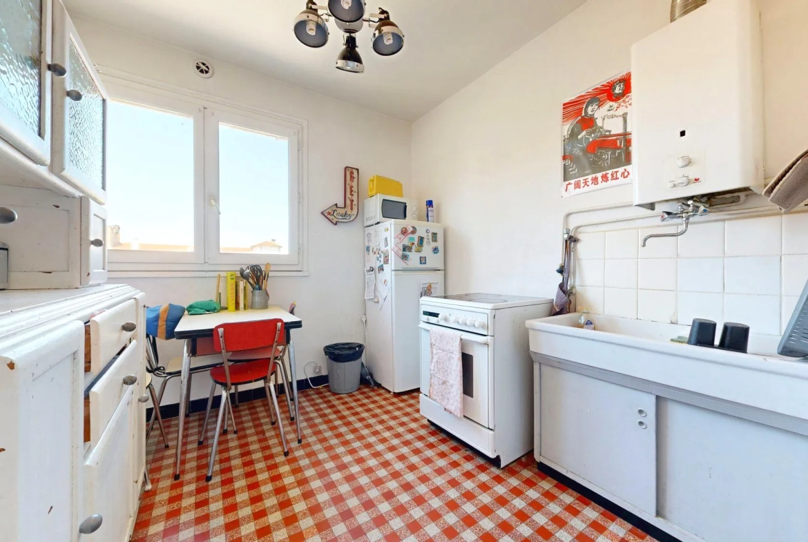 Appartement T3 de 55 m² avec potentiel de rentabilité à Lyon 