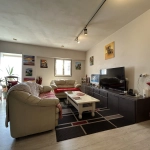 Magnifique maison rénovée de 169 m² avec terrasse et garage à Laroque-Timbaut