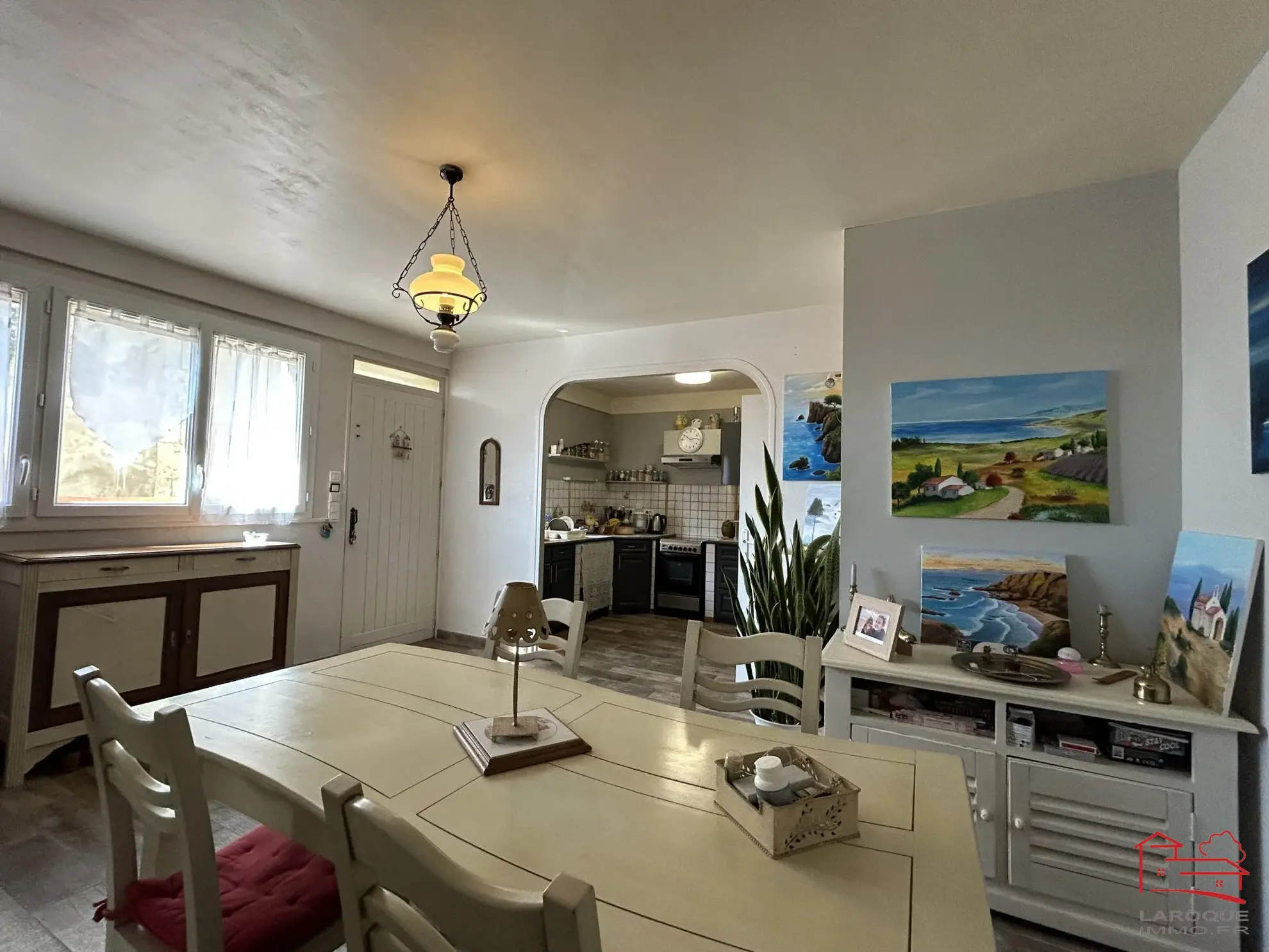 Magnifique maison rénovée de 169 m² avec terrasse et garage à Laroque-Timbaut 
