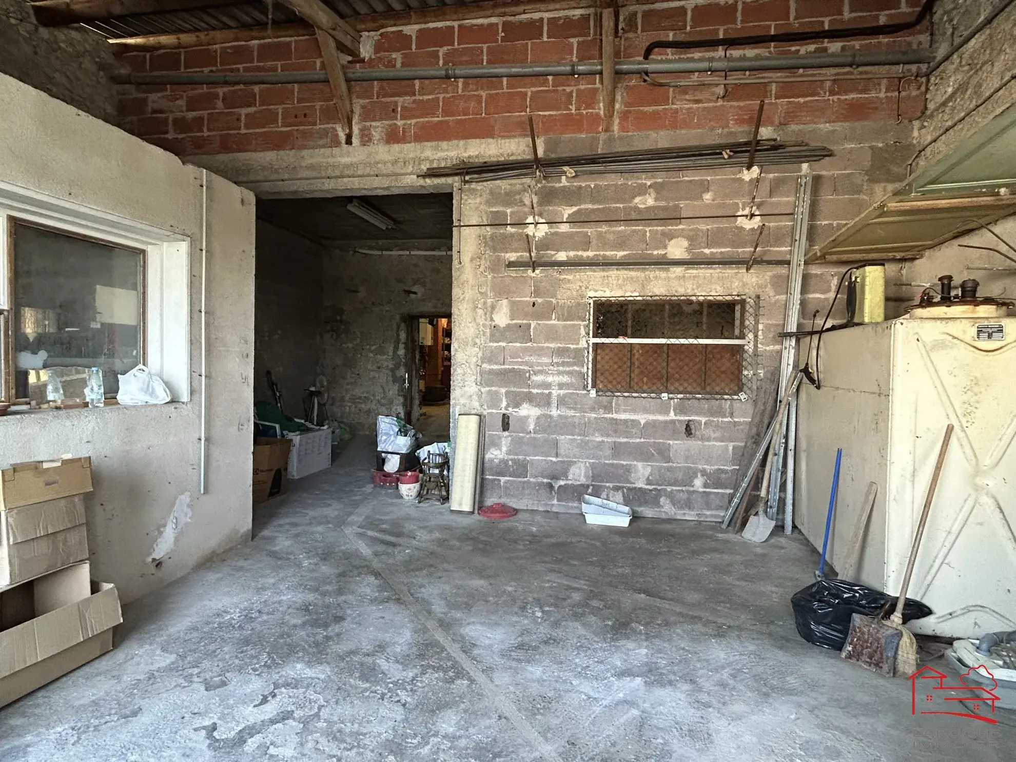Magnifique maison rénovée de 169 m² avec terrasse et garage à Laroque-Timbaut 