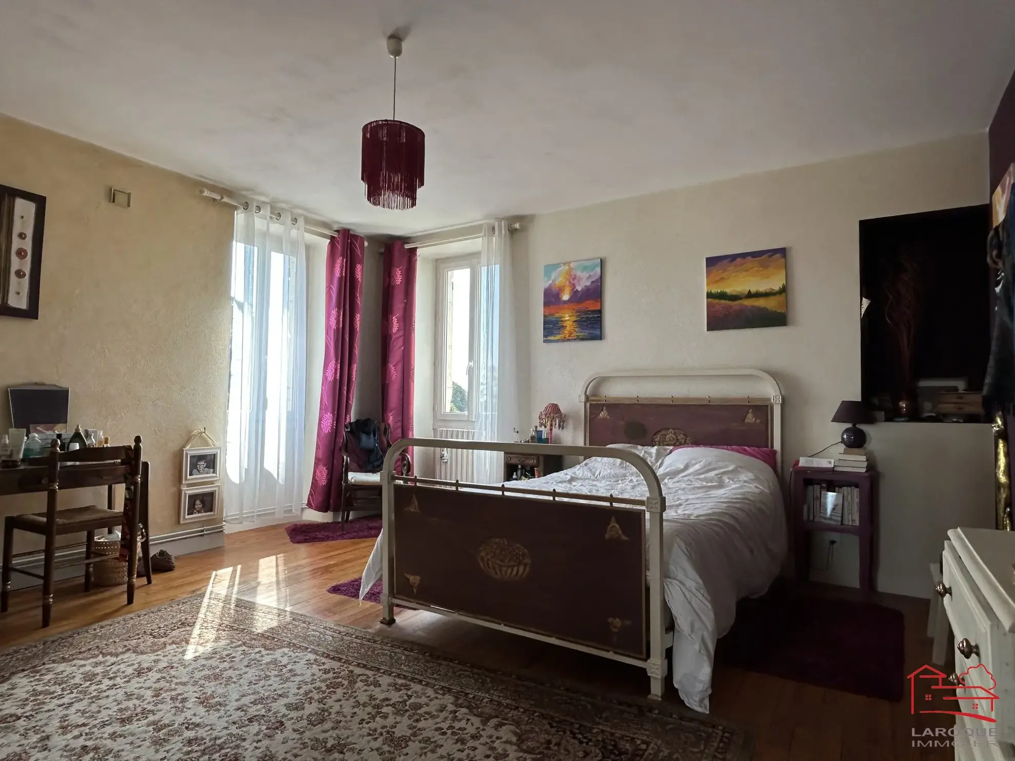Magnifique maison rénovée de 169 m² avec terrasse et garage à Laroque-Timbaut 