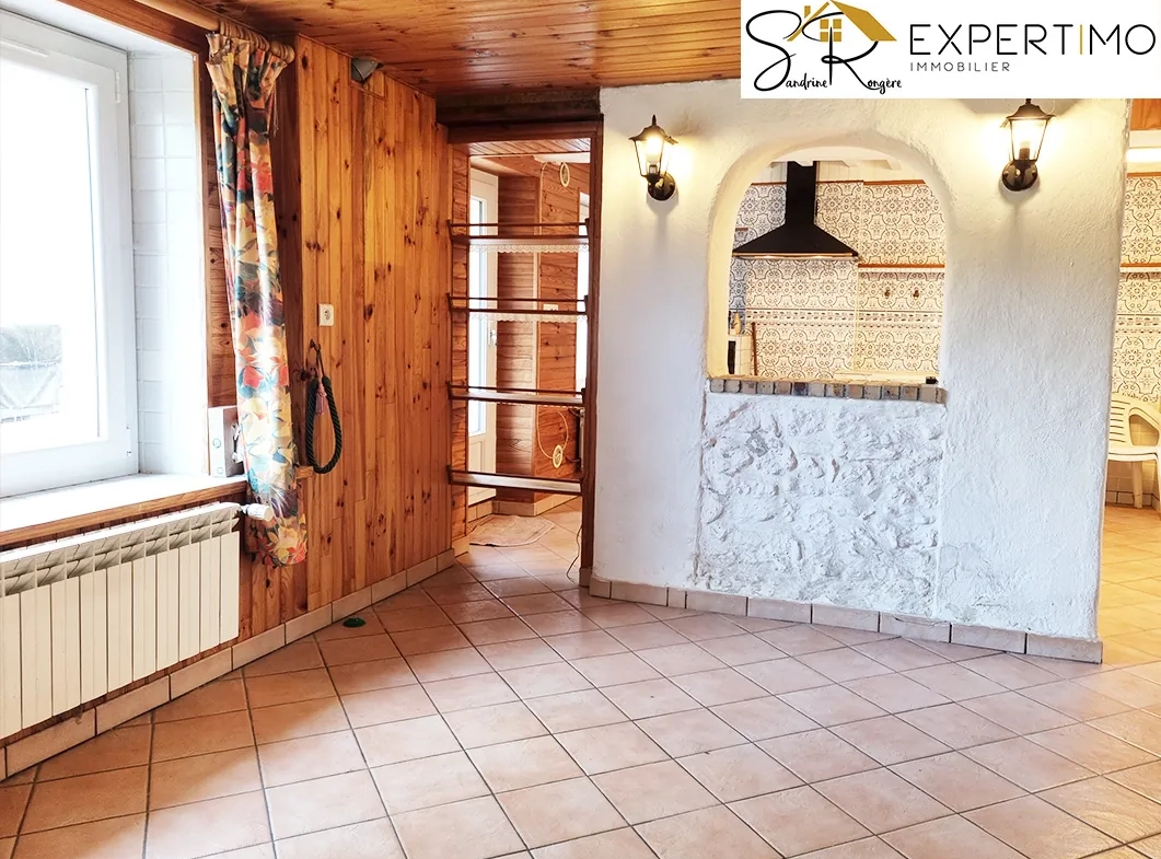 Maison avec grande grange et jardin arboré à Davayat - 153 m² 