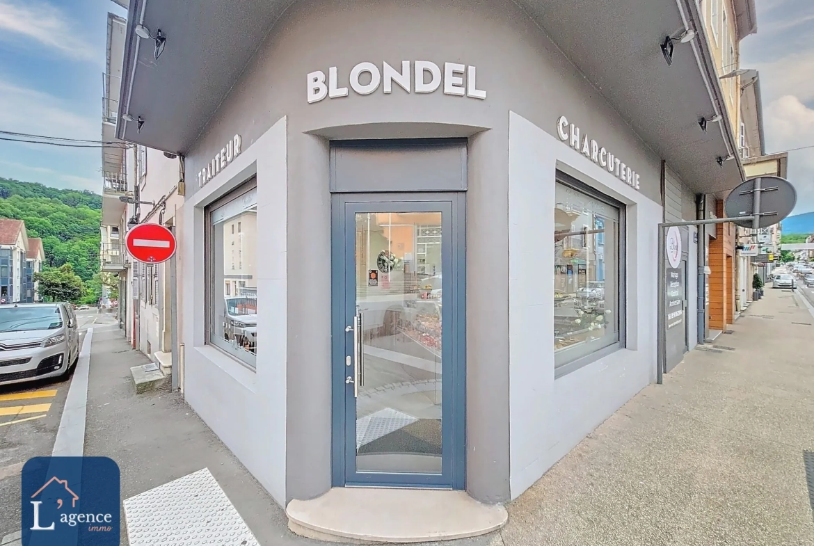 Fonds de commerce à vendre sur l'avenue principale de Valserhone 