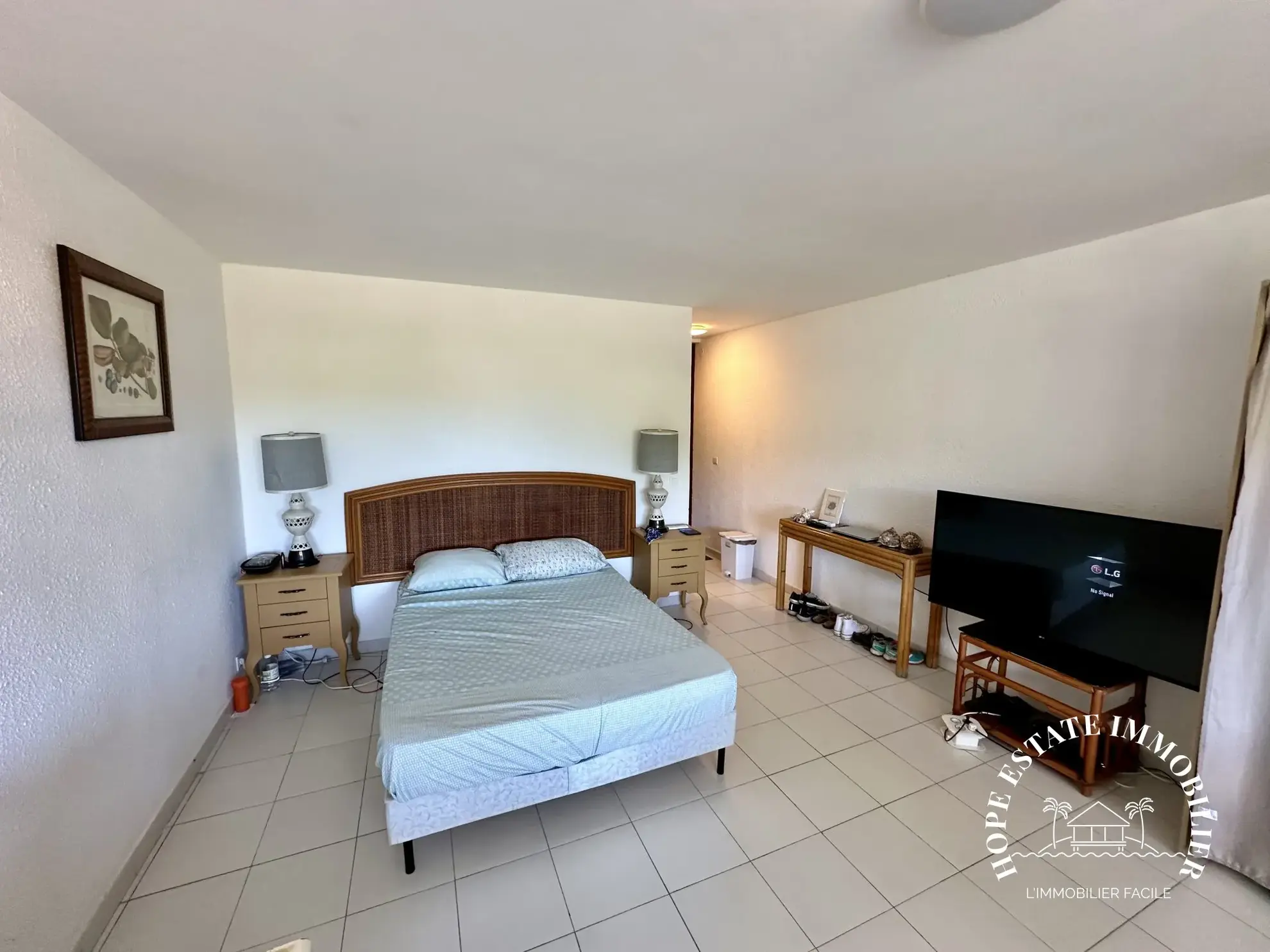Studio à vendre avec balcon à Marigot - Résidence calme et vue dégagée 