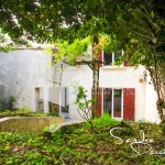 Maison en pierres de 104 m2 avec jardin à Bourg-sur-Gironde