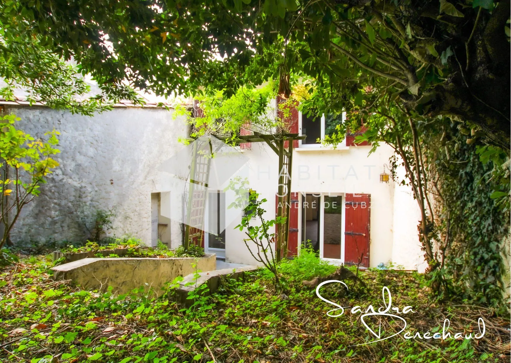 Maison en pierres de 104 m2 avec jardin à Bourg-sur-Gironde 