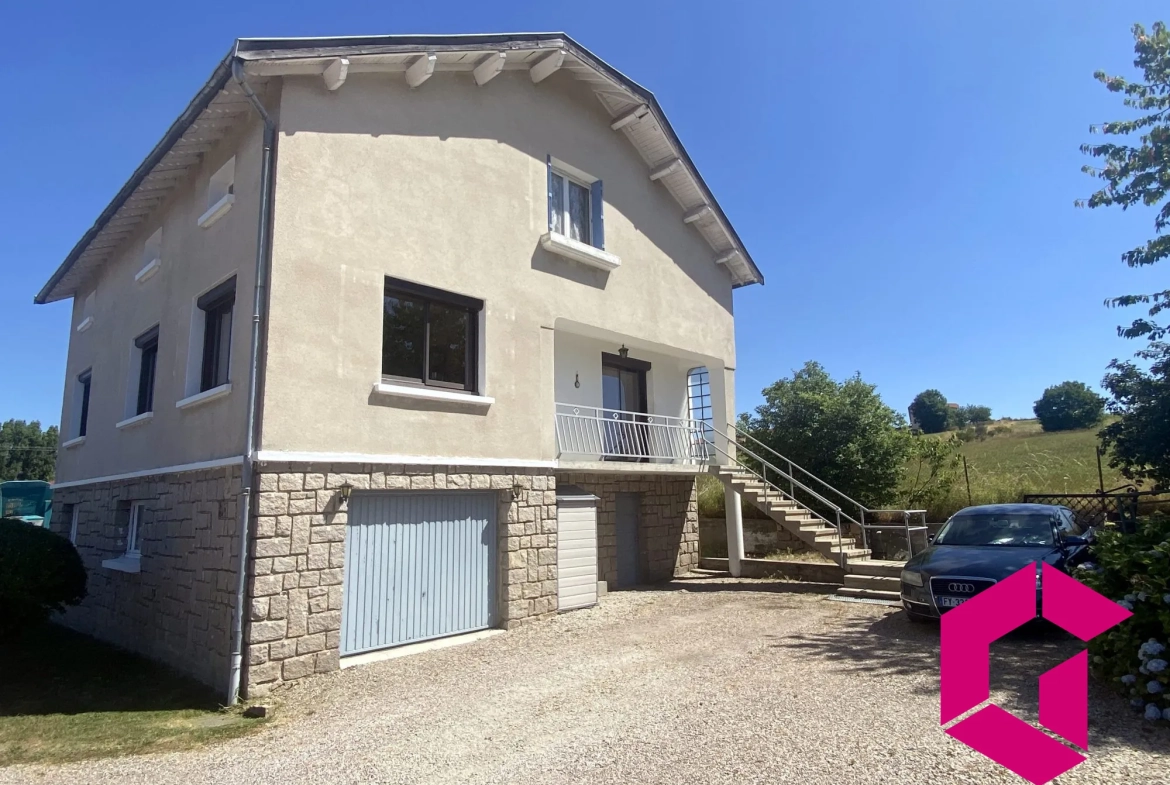 Maison à Craponne-sur-Arzon – 85 m² avec terrain arboré de 560 m² 