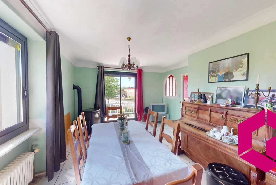Maison à Craponne-sur-Arzon – 85 m² avec terrain arboré de 560 m² 