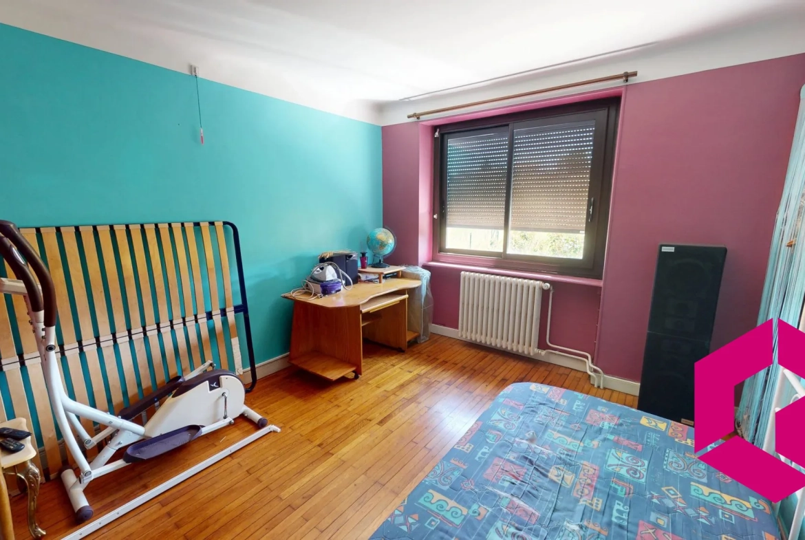 Maison à Craponne-sur-Arzon – 85 m² avec terrain arboré de 560 m² 