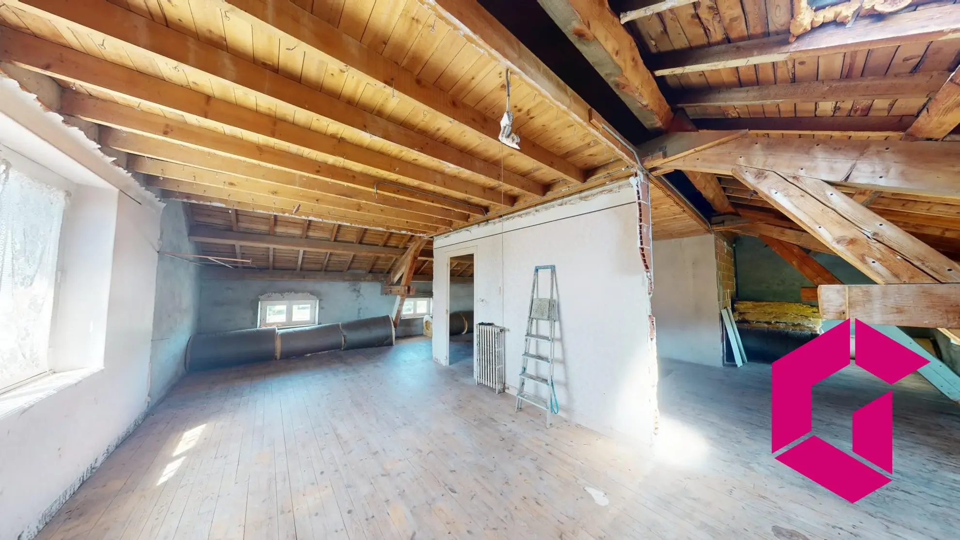 Maison à Craponne-sur-Arzon – 85 m² avec terrain arboré de 560 m² 