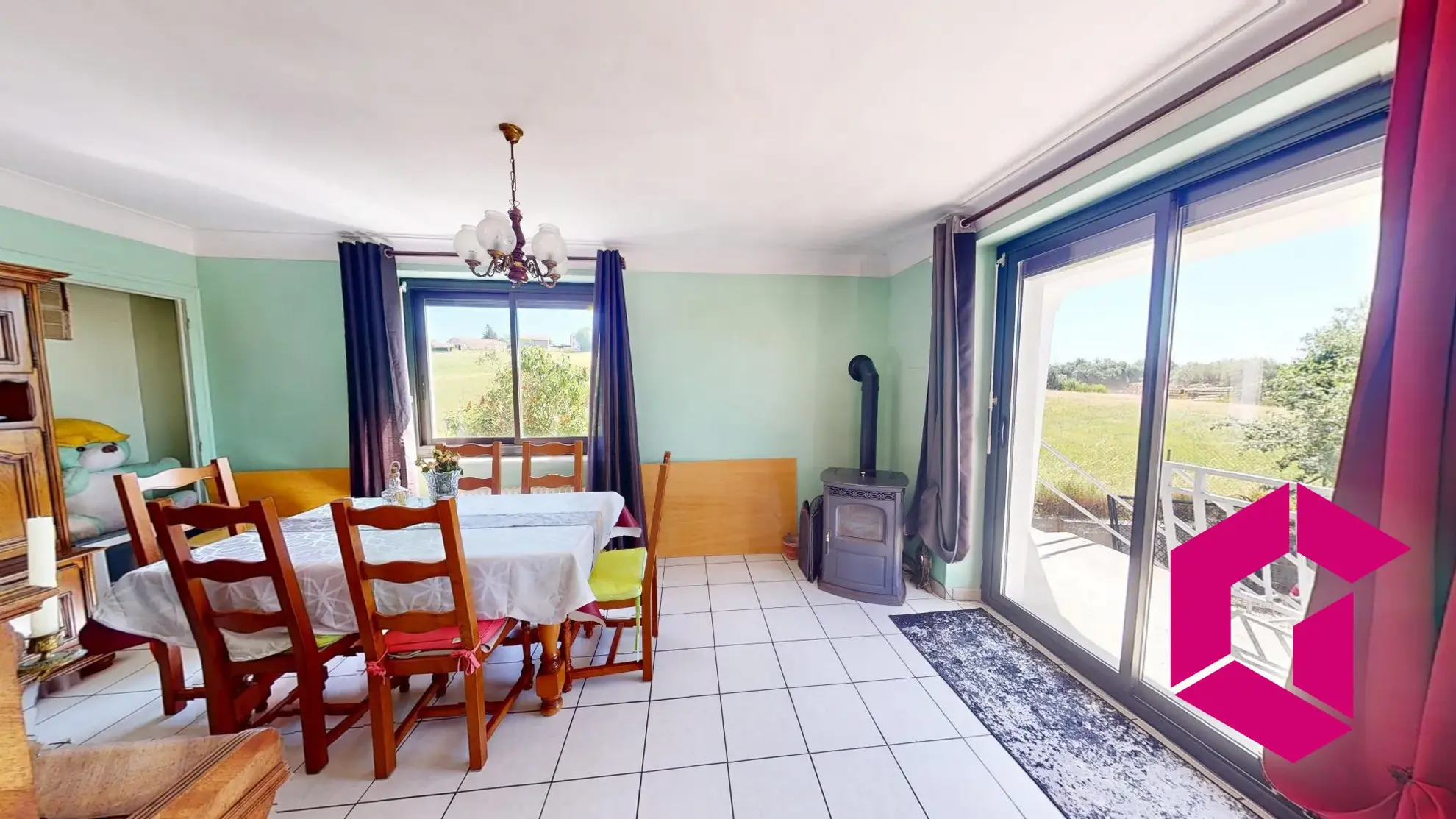 Maison à Craponne-sur-Arzon – 85 m² avec terrain arboré de 560 m² 