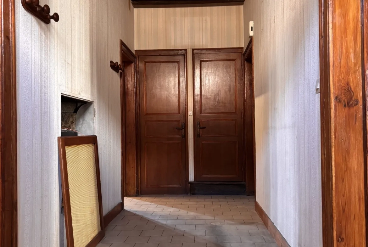 Charmante maison familiale à Conlie avec terrain et terrasse 