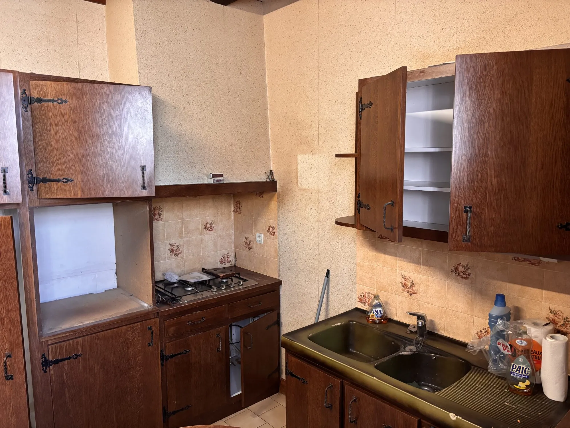 Charmante maison familiale à Conlie avec terrain et terrasse 