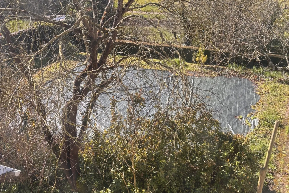 Charmante maison familiale à Conlie avec terrain et terrasse 
